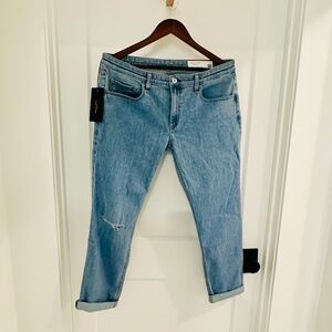 rag & bone Dylan Low-Rise Slim Boyfriend Light Wash Denim size 30 NEW with tags